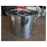 Kirby & Allen Stainless Steel Pot