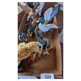 Figurines