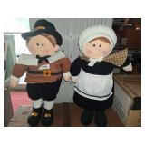 Pilgrim Man & Woman Decor