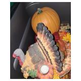 Tote w/ Lid & Fall Decor