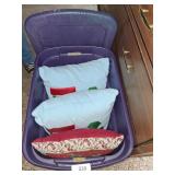 Tote w/ Lid & (3) Christmas Pillows