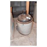 Pottery Jug 4 Gallon -**
