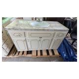 Aristocraft 48" Base w/ Cracked Formica Top,