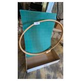 Cutting Mat & Large Oval Quilting Hoop