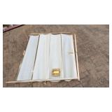 1975 Vintage Accordian Shower Door +