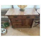 Vintage Marble? Top Wash Stand