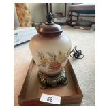 Floral Urn Shape Accent Lamp