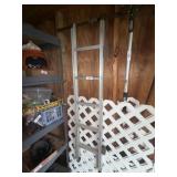Aluminum Ladder / about 5 ft tall / unknown