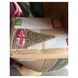6-1/2 ft Christmas Tree