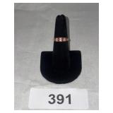 Ladies ring marked 14kp