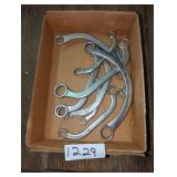 Curved Wrenches