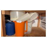 Assorted Tupperware