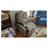 Living Room Chair -*