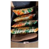 Patio Pillows & Fleece Throw in Tote w/ Lid