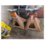 (2) Jack Stands