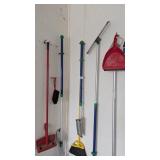 Mops & Brooms
