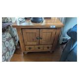 Attic Heirlooms By Broyhill Accent Table