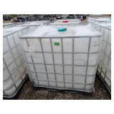 275 gal. Tote w/ Steel Crate
