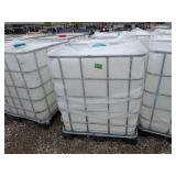 275 gal. Tote w/ Steel Crate