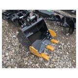 Toothed Bucket Attachment - ~15"