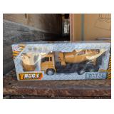 Truck 8 Channel Remote Wheel Driven Concrete Truck