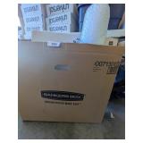 Banker Fold Up Boxes & Partial of Bubble Wrap &