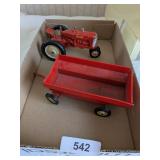 Tru-Scale Metal Tractor & Wagon
