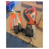 Black & Decker 18V Small Saw w/