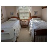 (2) Maple Finish Twin Beds w/ Bedding
