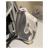 Black & Decker Iron + Ironing Board + Hangers