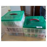 (2) Snapware Containers w/
