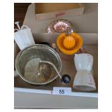 Tupperware Double Ended Measure, Juicer, +