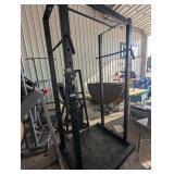 Pull-Up Bar & Weight Station -*