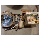 Wen Jigsaw + Basket w/ Disposable Forks & Spoons,