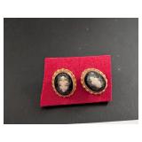 (1) Set of Earrings w/ backs marked 14K