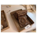 MCM Book Ends