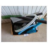 Small Can Vac Dirt Devil & (2) Lint Lizards