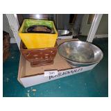 Planters & Pewter? Centerpiece Bowl