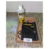Central Pneumatic Tool Oil Appears Full, Gloves &