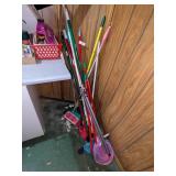 Mops & Brooms & Handle