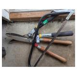 Hedge Clippers & Hand Saw