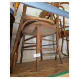 (2) Vintage Dining Room Chairs