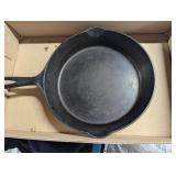 Wagner Ware #8 Cast Iron Skillet