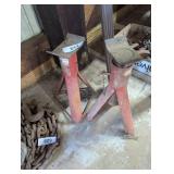 (2) Jack Stands