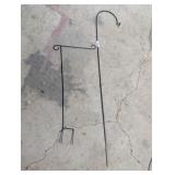 Shepherds Hook + Garden Flag Holder