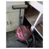 5 Gallon Shop Vac & Roller Support Stand