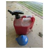 2 Gallon Gas Can w/ Funnel