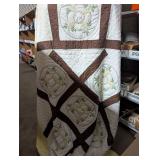 Quilted Comforter w/ Embroidery -*