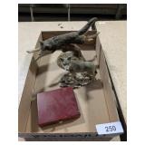 Wolf Figurines & Wolf Knife In Wooden Box
