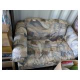 Love Seat -*